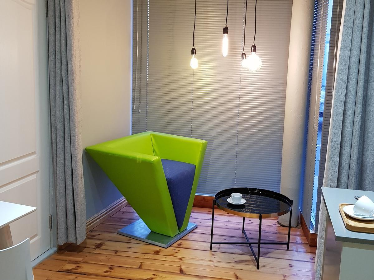 The Vibe Guest Studios Стеленбош Екстериор снимка
